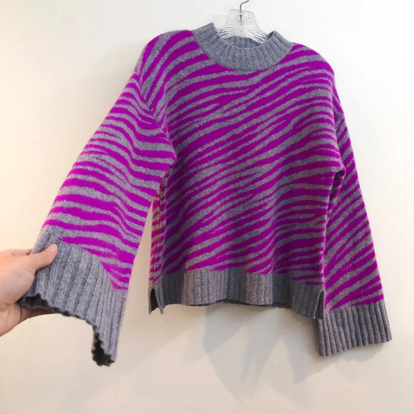 Sold - Picture 5 of 12